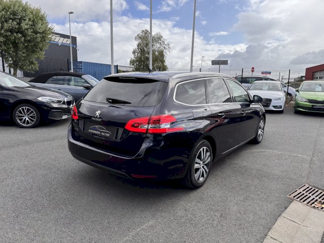 Peugeot 308 SW 1.5 BlueHDi 130 ALLURE GPS CARPLAY CAMERA