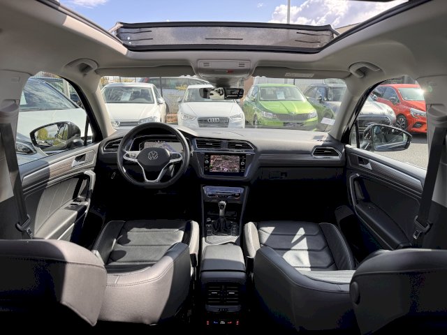 Volkswagen Tiguan Allspace 2.0 TDi 150 CARAT EXCLUSIVE BVA
