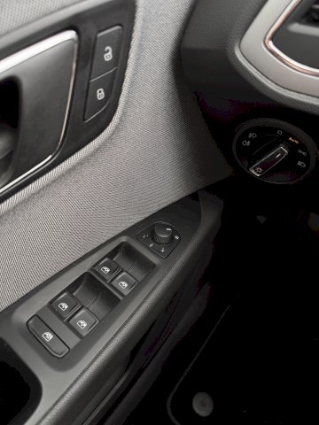 Seat Leon 1.6 TDi 115 GPS CARPLAY CAMERA KEYLESS LED