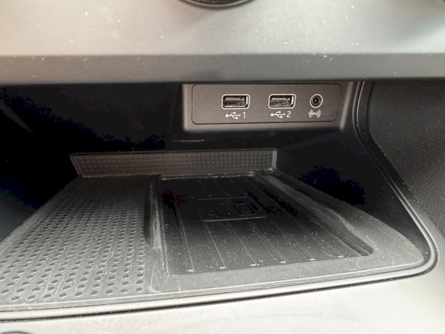 Seat Leon 1.6 TDi 115 GPS CARPLAY CAMERA KEYLESS LED