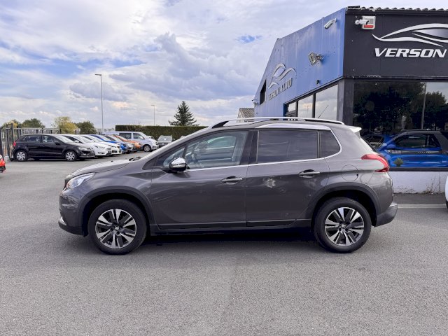 Peugeot 2008 1.5 BlueHDi 100 GPS CARPLAY CAMERA LED