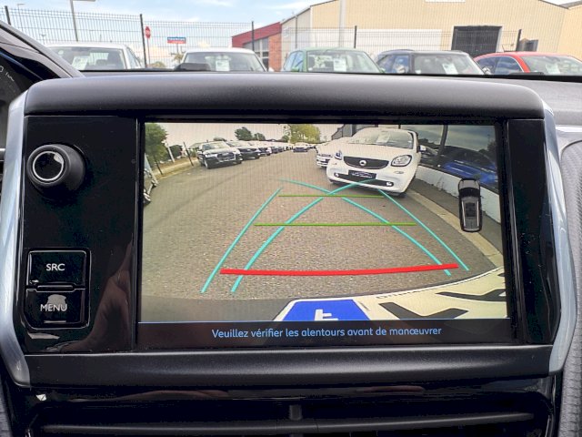 Peugeot 2008 1.5 BlueHDi 100 GPS CARPLAY CAMERA LED