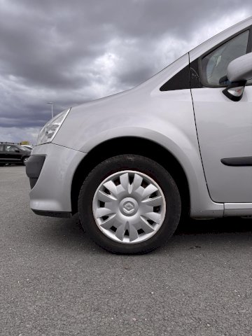 Renault Grand Modus 1.5 dCi 85 CLIM REGULATEUR ISOFIX 5P