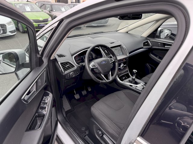 Ford S-Max 2.0 TDCi 150 7PL GPS TOIT PANO CARPLAY CAM