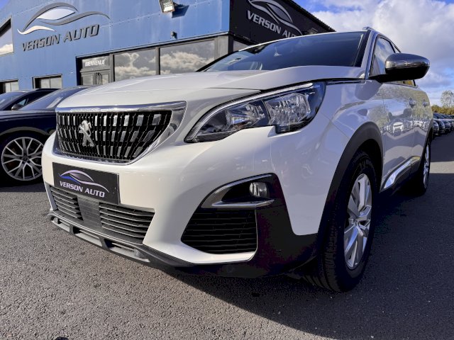 Peugeot 3008 1.5 BlueHDi 130 STYLE GPS CARPLAY CAMERA LED