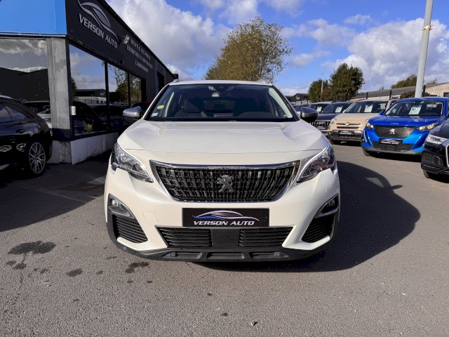 Peugeot 3008 1.5 BlueHDi 130 STYLE GPS CARPLAY CAMERA LED