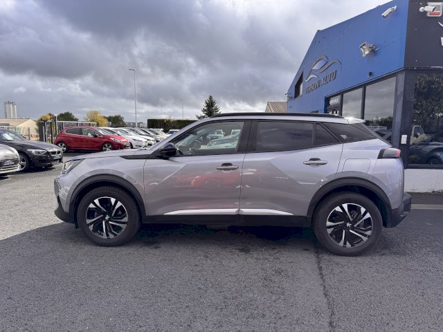 Peugeot 2008 1.5 BlueHDi 110 Roadtrip CARPLAY CAM KEYLESS