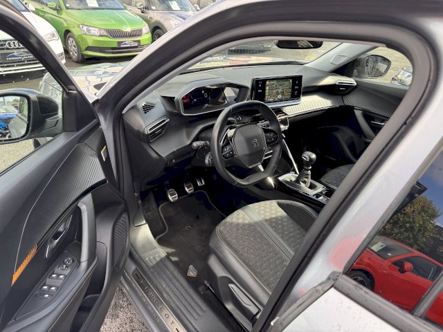 Peugeot 2008 1.5 BlueHDi 110 Roadtrip CARPLAY CAM KEYLESS
