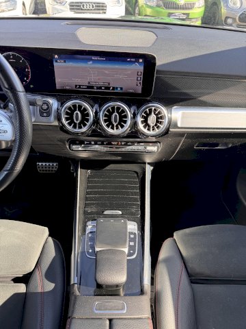 Mercedes GLB 220d 190 AMG TOIT PANO CAMERA 4Matic BVA