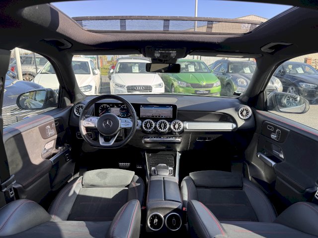 Mercedes GLB 220d 190 AMG TOIT PANO CAMERA 4Matic BVA