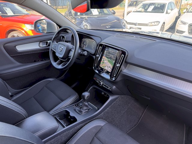 Volvo XC40 D3 150 GPS CARPLAY SIEGES CHAUFFANTS LED