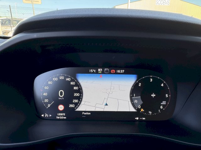 Volvo XC40 D3 150 GPS CARPLAY SIEGES CHAUFFANTS LED