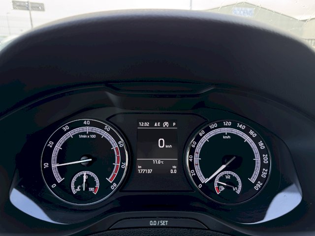 Skoda Karoq 1.5 TSi 150 GPS CARPLAY KEYLESS LED BVA