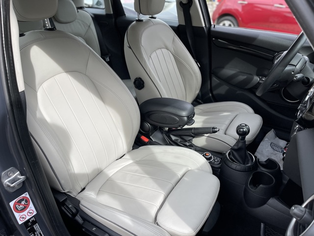 Mini Mini II (F56) Cooper SD