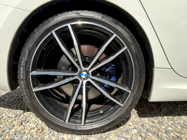 BMW BMW Série 3 320dA MH xDrive 190ch M Sport