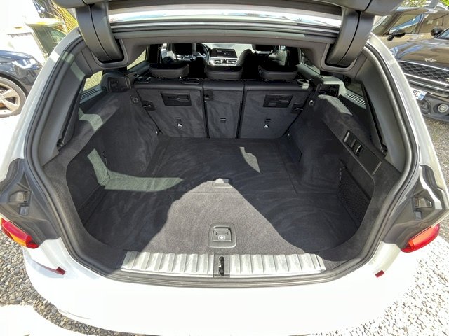 BMW BMW Série 3 320dA MH xDrive 190ch M Sport