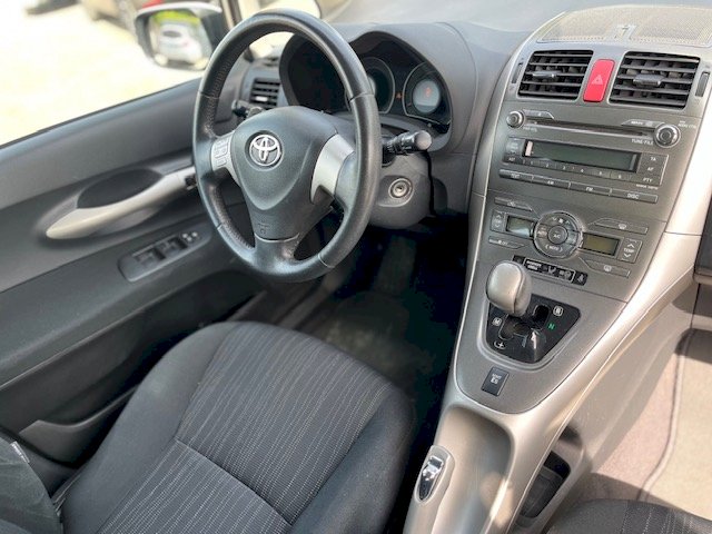 Toyota Toyota Auris  124 VVT-i Sol MMT 5p