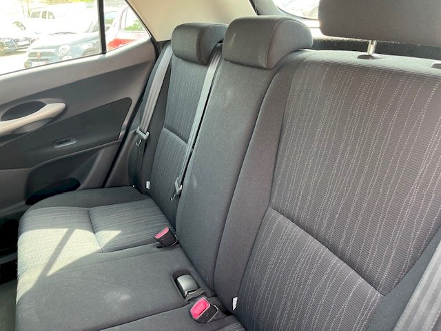 Toyota Toyota Auris  124 VVT-i Sol MMT 5p