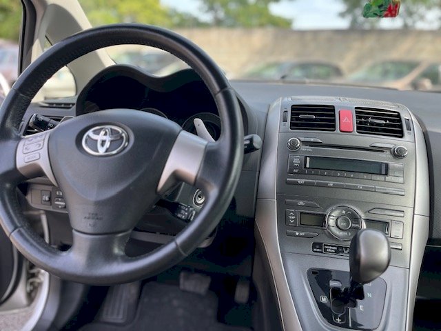 Toyota Toyota Auris  124 VVT-i Sol MMT 5p