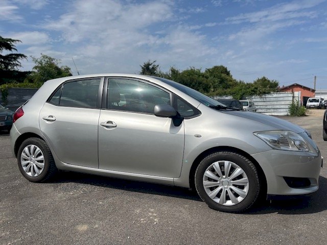 Toyota Toyota Auris  124 VVT-i Sol MMT 5p