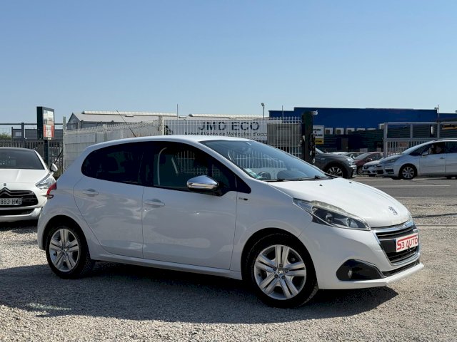 Peugeot Peugeot 208  1.2 PureTech 82ch Style 5p