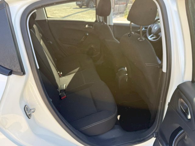 Peugeot Peugeot 208  1.2 PureTech 82ch Style 5p