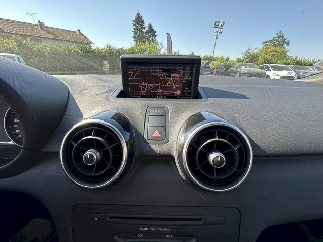 Audi Audi A1  1.6 TDI 105ch FAP S line