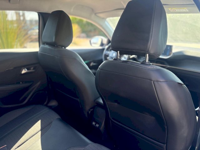 Peugeot Peugeot 208 1.5 BlueHDi Allure Business S&S 5p
