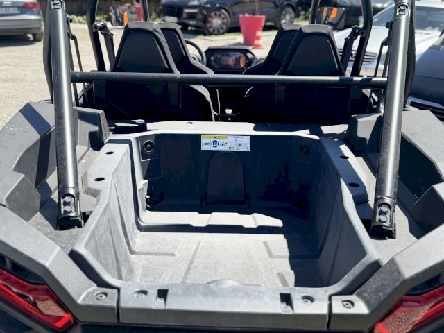 POLARIS RZR 1000 XP 4 places