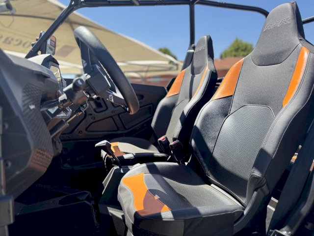 POLARIS RZR 1000 XP 4 places