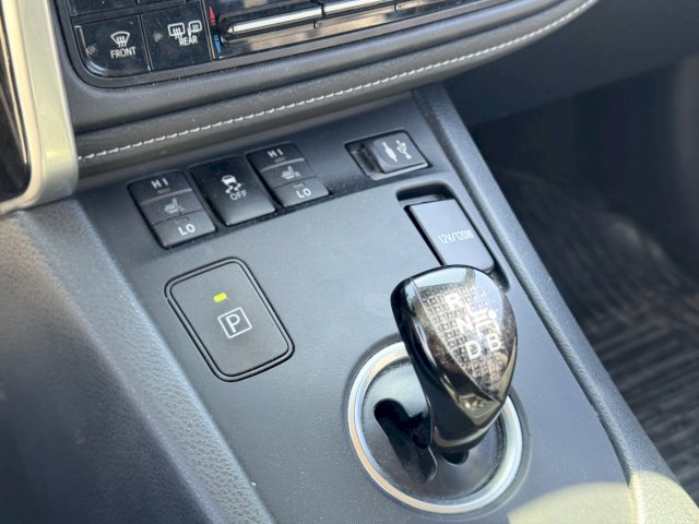 Toyota Toyota Auris II HSD 136h Dynamic