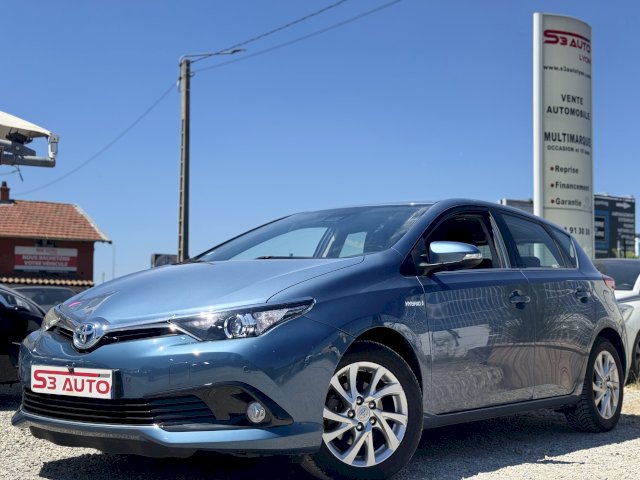 Toyota Toyota Auris II HSD 136h Dynamic