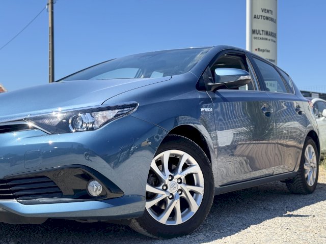 Toyota Toyota Auris II HSD 136h Dynamic