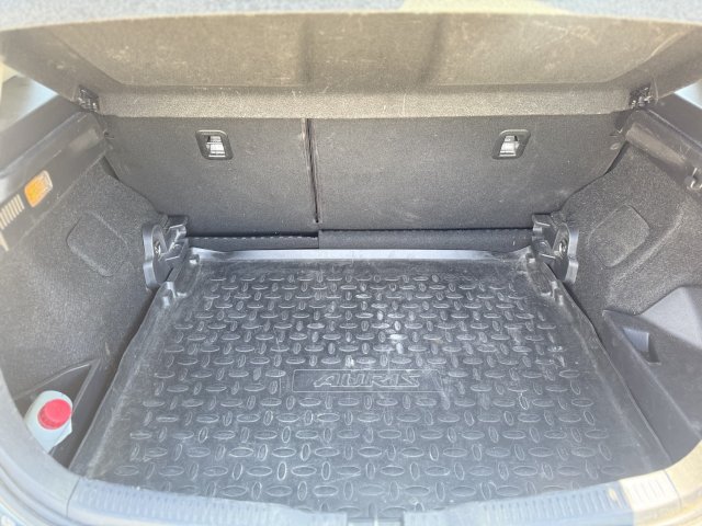Toyota Toyota Auris II HSD 136h Dynamic