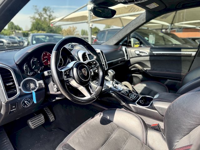 Porsche Porsche Cayenne II (958) 3.6 440ch GTS