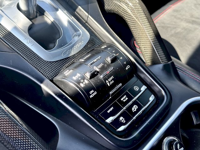 Porsche Porsche Cayenne II (958) 3.6 440ch GTS