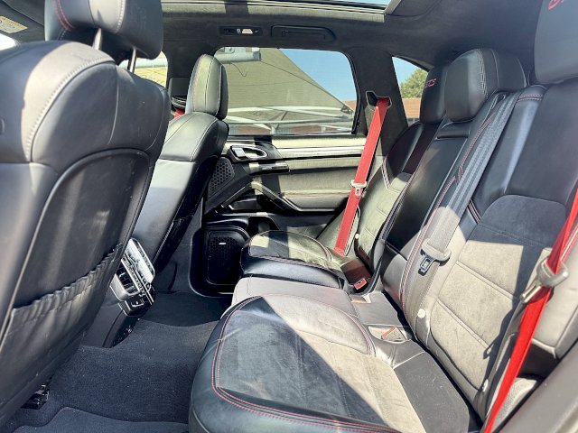 Porsche Porsche Cayenne II (958) 3.6 440ch GTS