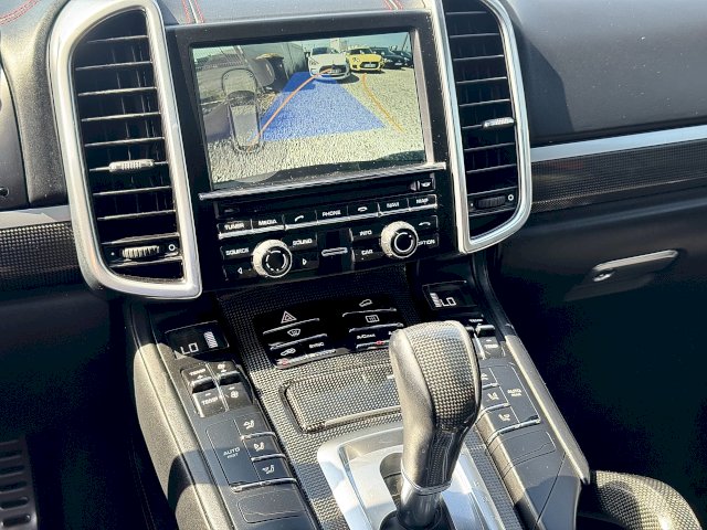 Porsche Porsche Cayenne II (958) 3.6 440ch GTS