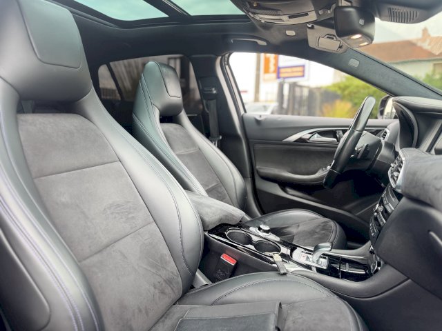 Infiniti Infiniti Q30  2.0t 211ch Sport City Black AWD DCT7