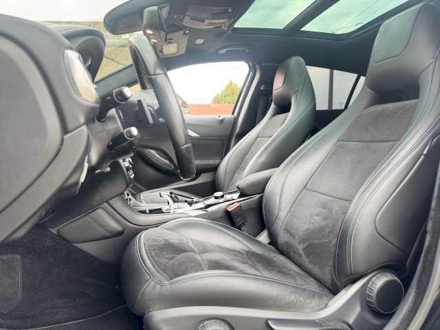 Infiniti Infiniti Q30  2.0t 211ch Sport City Black AWD DCT7