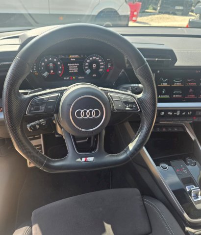 Audi Audi A3 1.5 35TFSI SPORTBACK SLINE