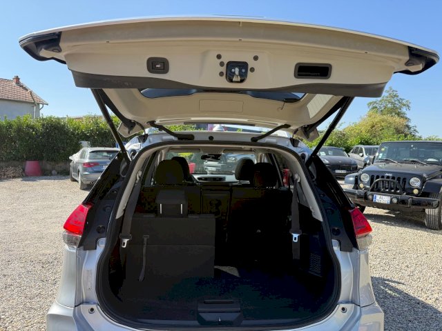 Nissan Nissan X-Trail dCi 150ch N-Connecta Xtronic 7 pla
