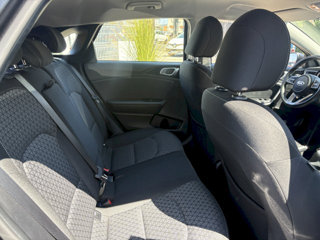 Kia Kia Cee'd III 1.6 CRDI 136ch Active Business DCT7