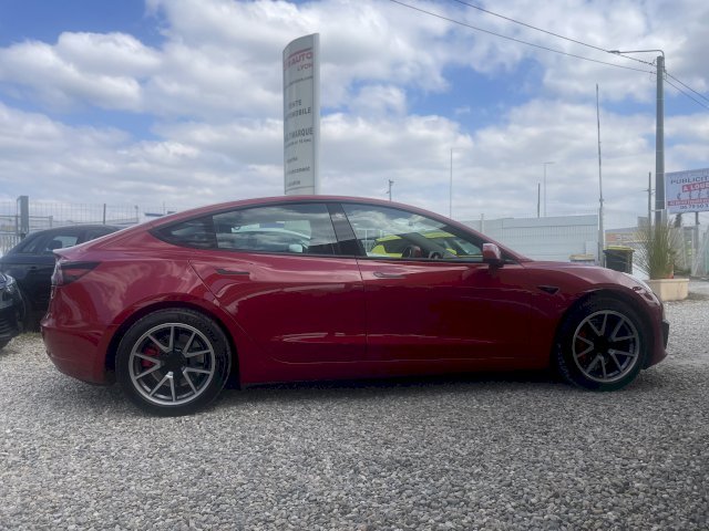 Tesla Tesla Model 3  Long-Range Dual Motor AWD