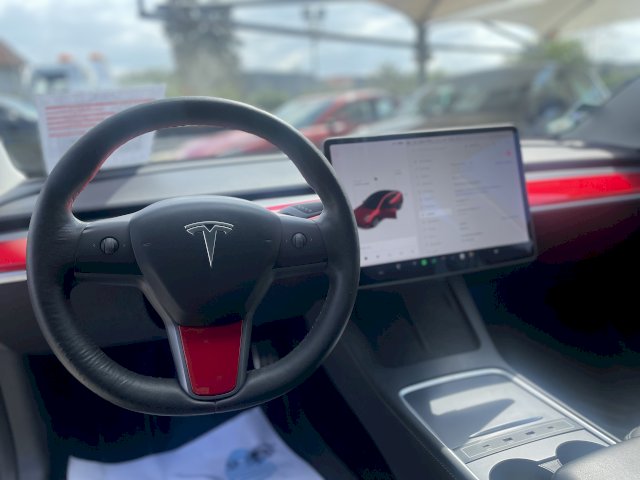 Tesla Tesla Model 3  Long-Range Dual Motor AWD