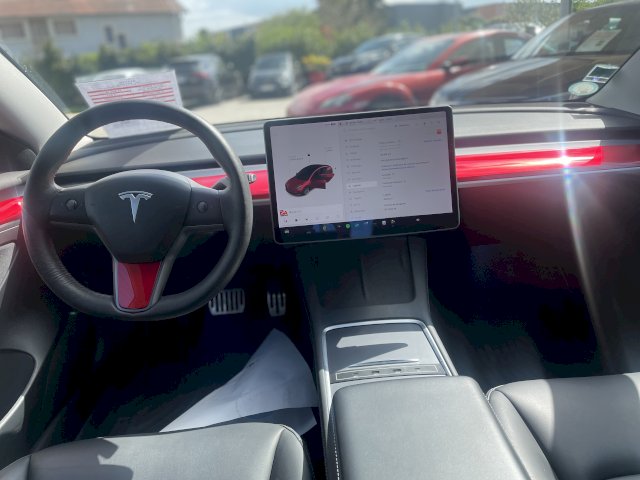 Tesla Tesla Model 3  Long-Range Dual Motor AWD