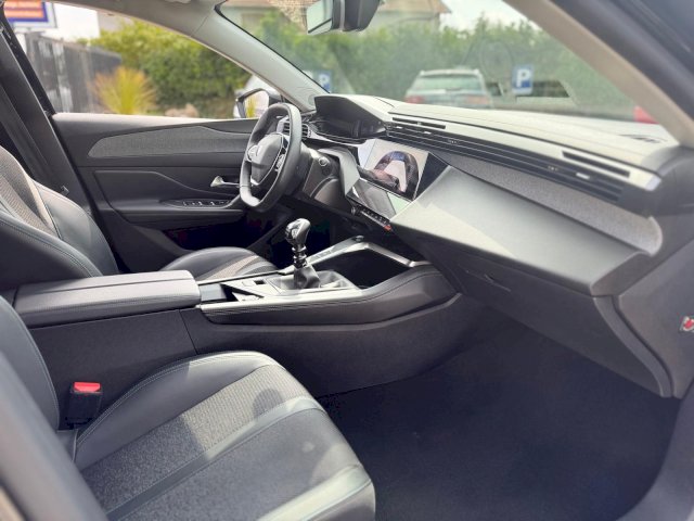 Peugeot Peugeot 308 III 1.5 BlueHDi 130ch S&S Allure Pack