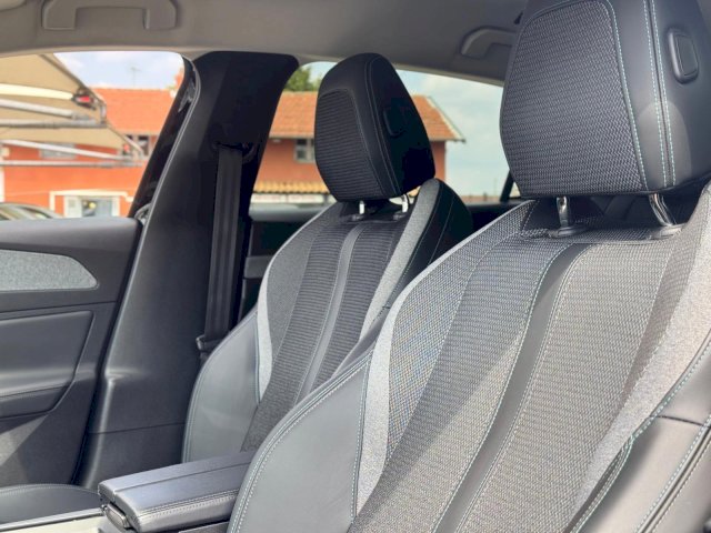 Peugeot Peugeot 308 III 1.5 BlueHDi 130ch S&S Allure Pack