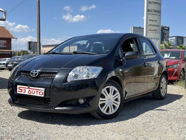 Toyota Toyota Auris  90 D-4D Luna 5p