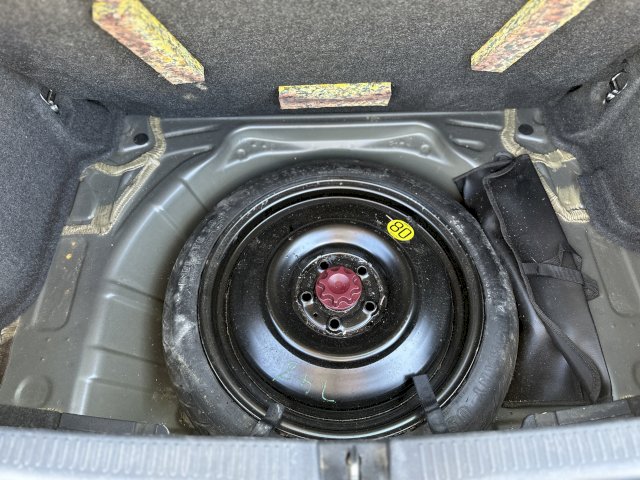Toyota Toyota Auris  90 D-4D Luna 5p